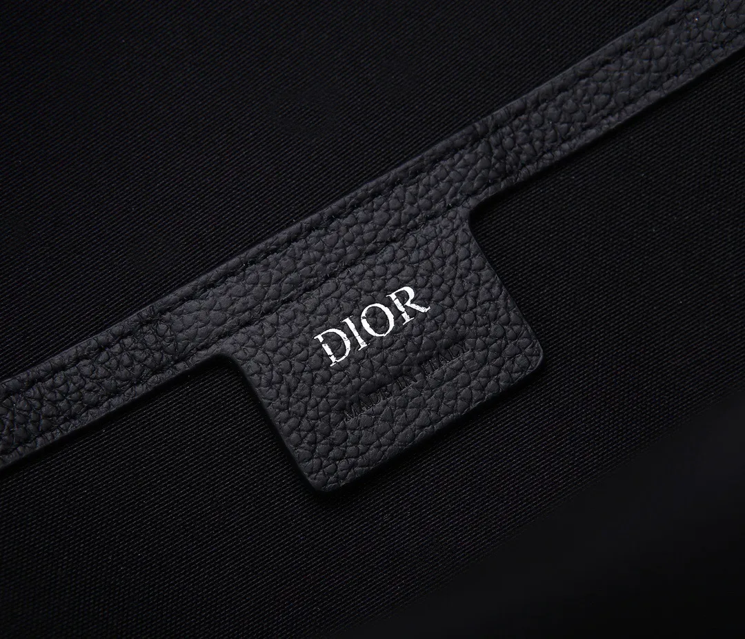 All categories 💚 Top version men’s bags 💚 DIOR 2025 official website new DIOR crossbody bag