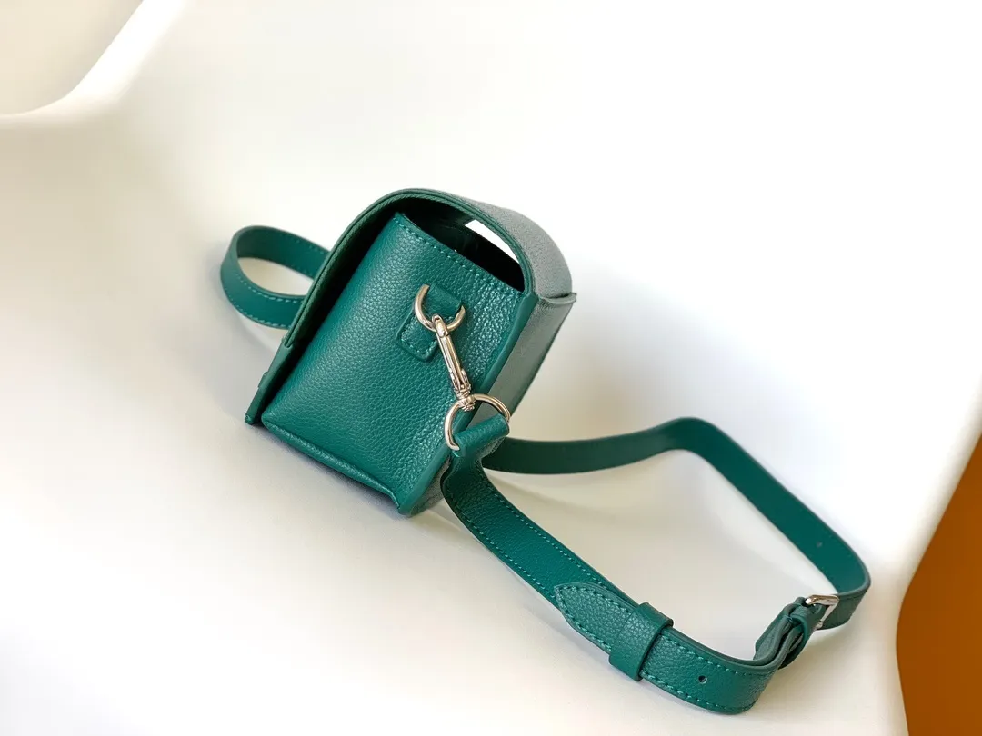 All categories 💚 Top version men’s bags 💚 LV 2025 new LV crossbody bag