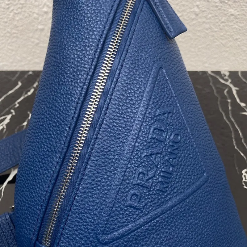 All Categories 💚 Top Version Men’s Bags 💚 PRADA 2025 New Prada Chest Bag