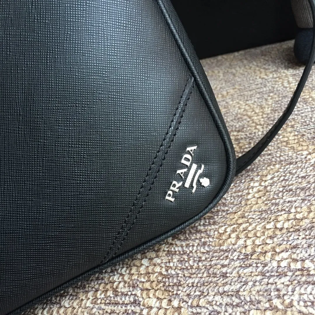 All Categories 💚 Top Version Men’s Bags 💚 PRADA 2026 Official Latest Version Prada Briefcase