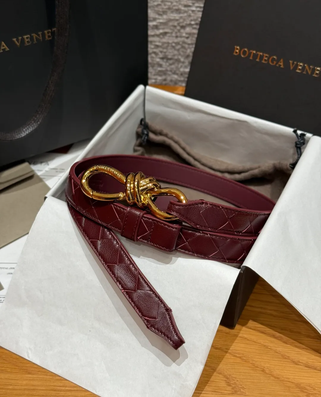 💰560💰Full package💰 💍Purchase level Bv⚡️🌹Andimo belt lntreciato braided leather belt metal knot buckle, hook closure, made of cowhide, lined cowhide, Muse brass finish. Width: 2.0cm