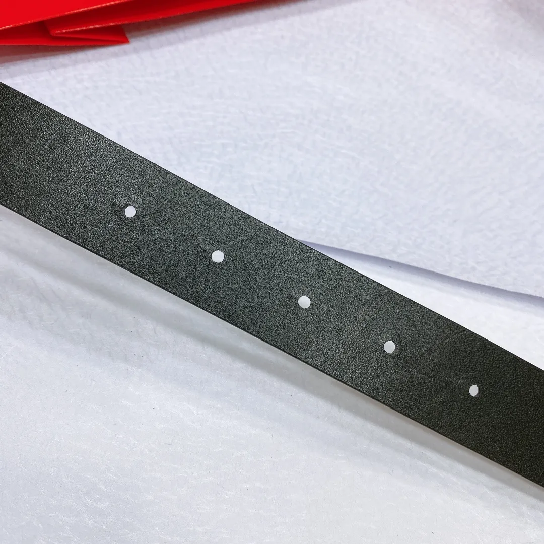 💰480💰Authentic packaging💰 💍Purchasing-grade Diesel leather, retro silver buckle, popular trendy brand, width 3.0cm, double-sided