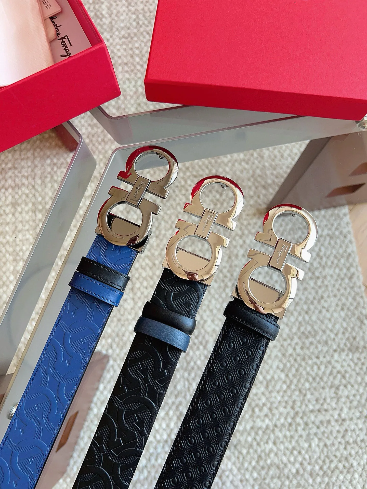 (Ferragamo) combination picture