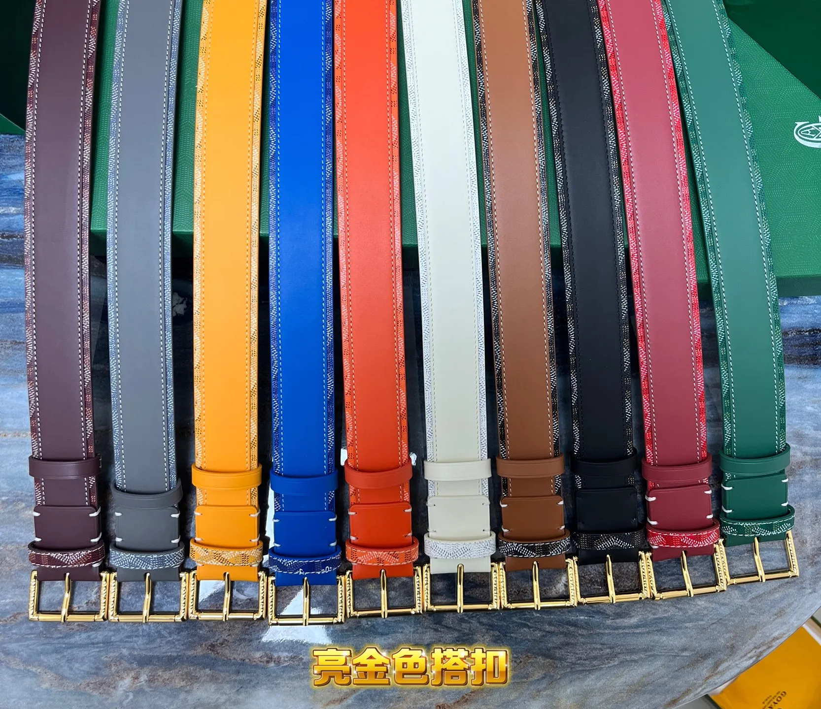 💰520💰Full package💰 💍Purchase level Goya belt is low-key luxury 🎈Width 4.0 Made of imported first-layer cowhide and dogtooth coated canvas The leather is soft and durable Handmade Pay attention to details Fine stitching Smooth edges Classic design Versatility Suitable for various occasions