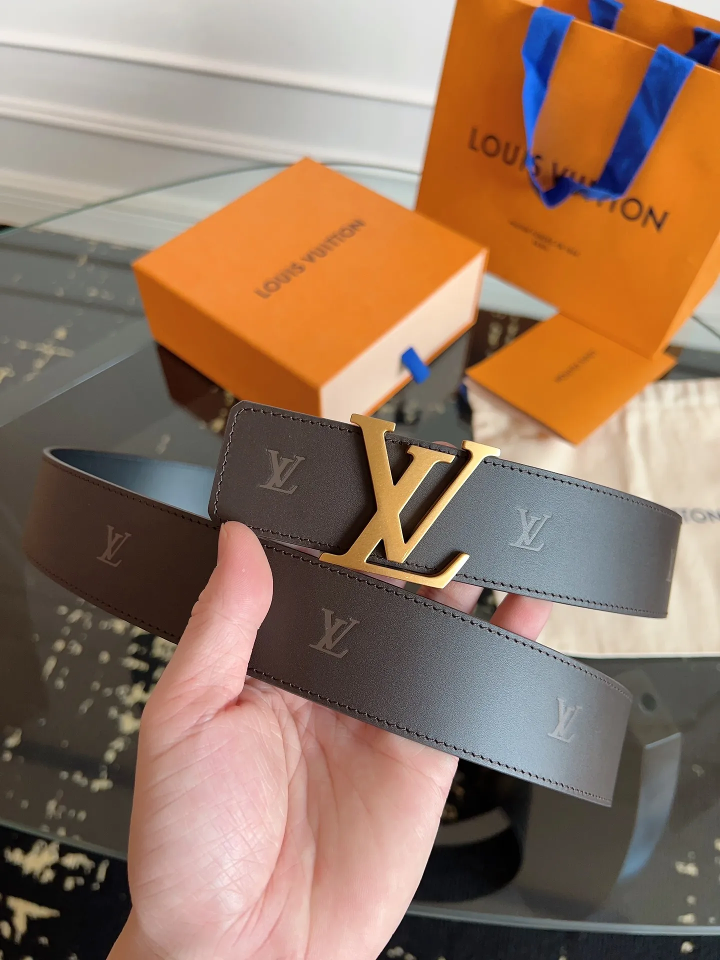 💰520💰Full set of packaging💰 💍Purchase level LV new arrival~🤩Lvjia France🇫🇷Original leather size 4.0cm Hardware Imported furnace hardware is not what you see in the market iT water-adjusted hardware