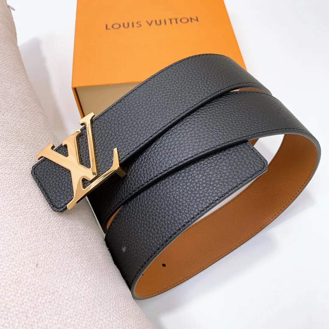💰480💰Full package💰 💍Purchase level Lv imported pebbled cowhide classic men's belt, high-quality stainless steel letter head dual-use hanging buckle belt 4.0cm