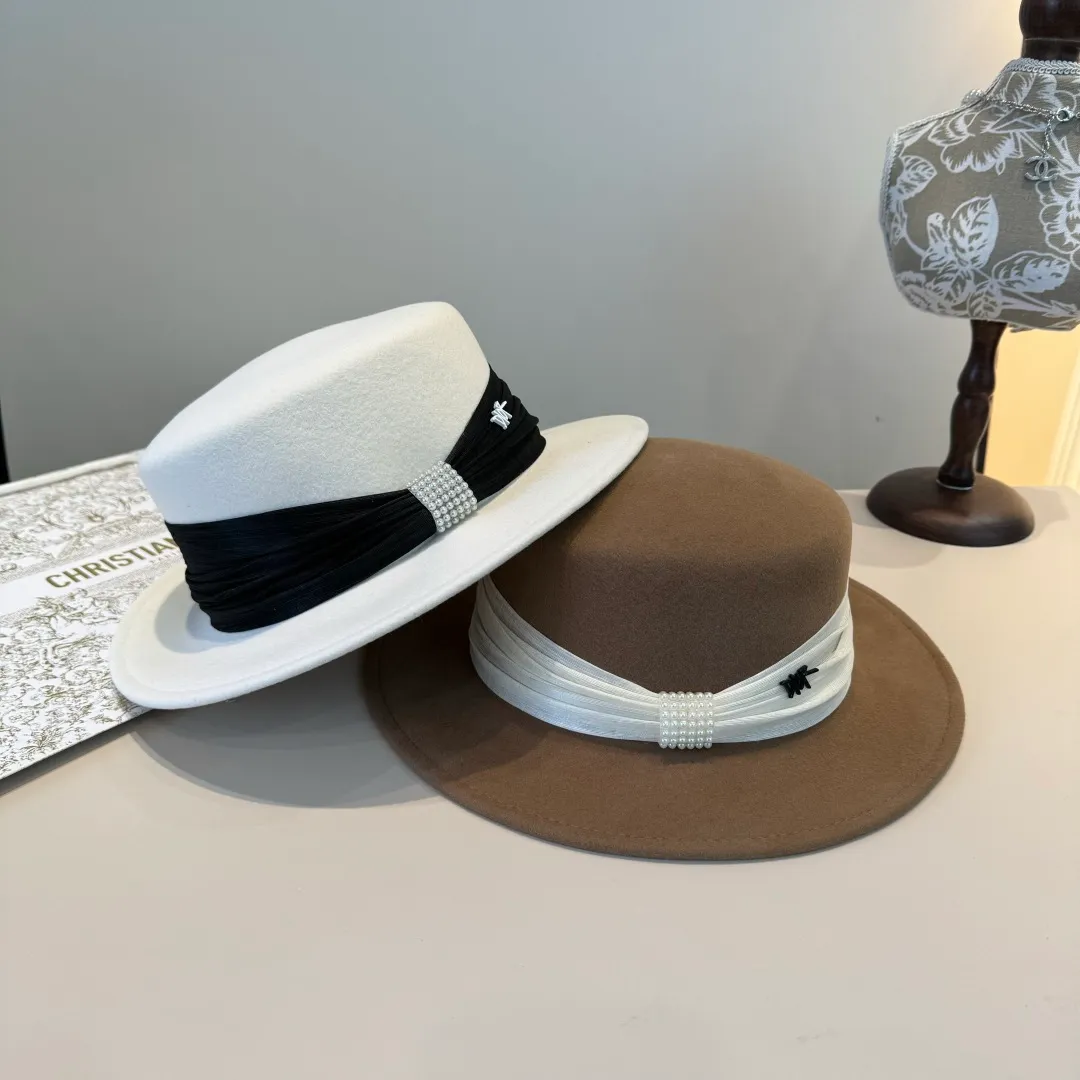 💰200¥ White Dior new wool top hat, flat top hat, 100% wool fabric 🦙%, head circumference 57cm