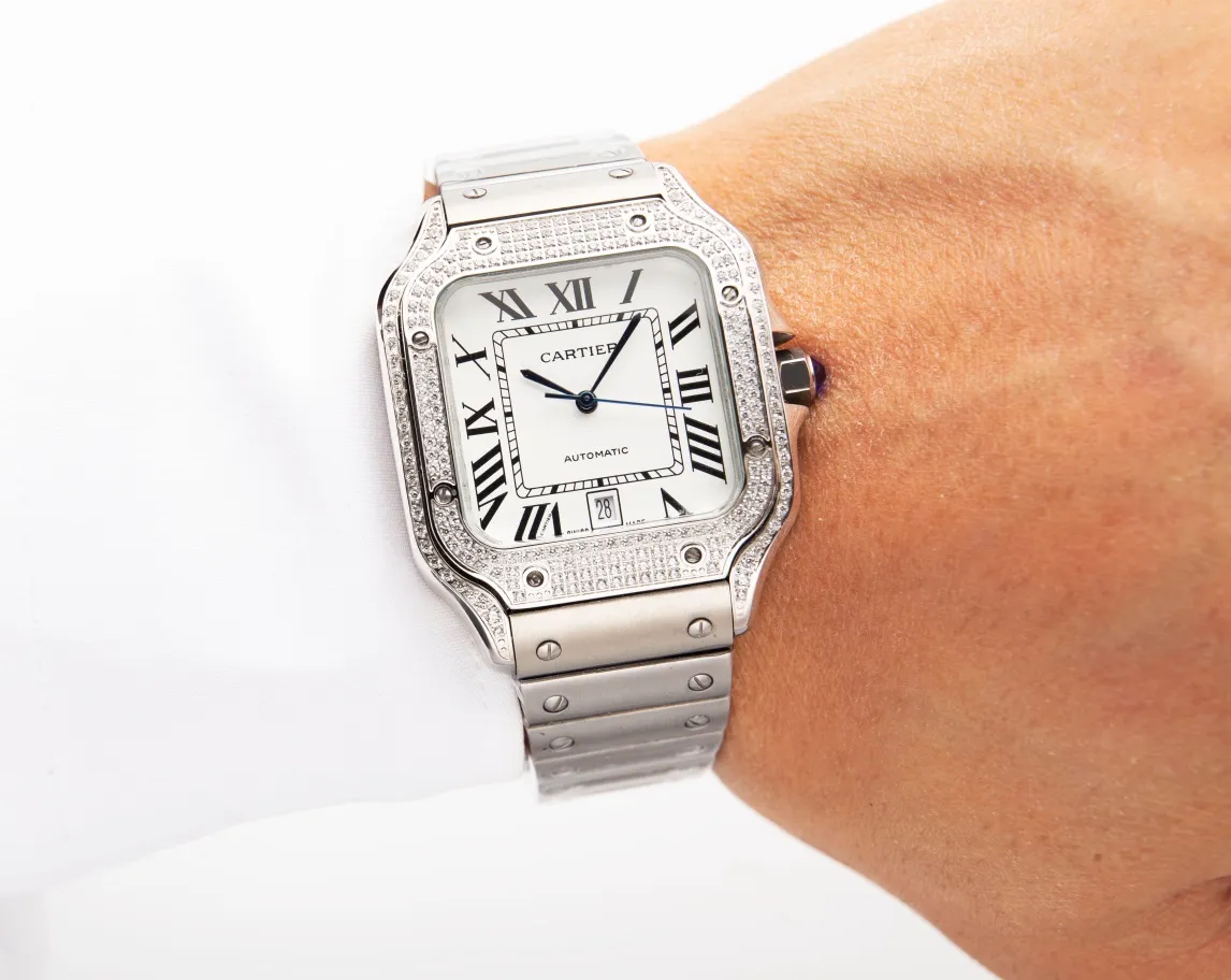 【High-end replica】💰1440! 【Customized all-in-one machine】💰2160! Santos, one of Cartier's most classic series Brand: Cartier Santos series (men's watch) Strap: Italian cowhide strap/stainless steel strap Case: made of 316 stainless steel Movement: (Imported 9015 movement, accurate travel time, stable movement, 0 repairs) Size: Width 47.5/39.8mm thick 12mm men's watch) Same style on Xiaohongshu, same style on Douyin Live (focus on original new machines) Focus is an attitude, produced by JH!