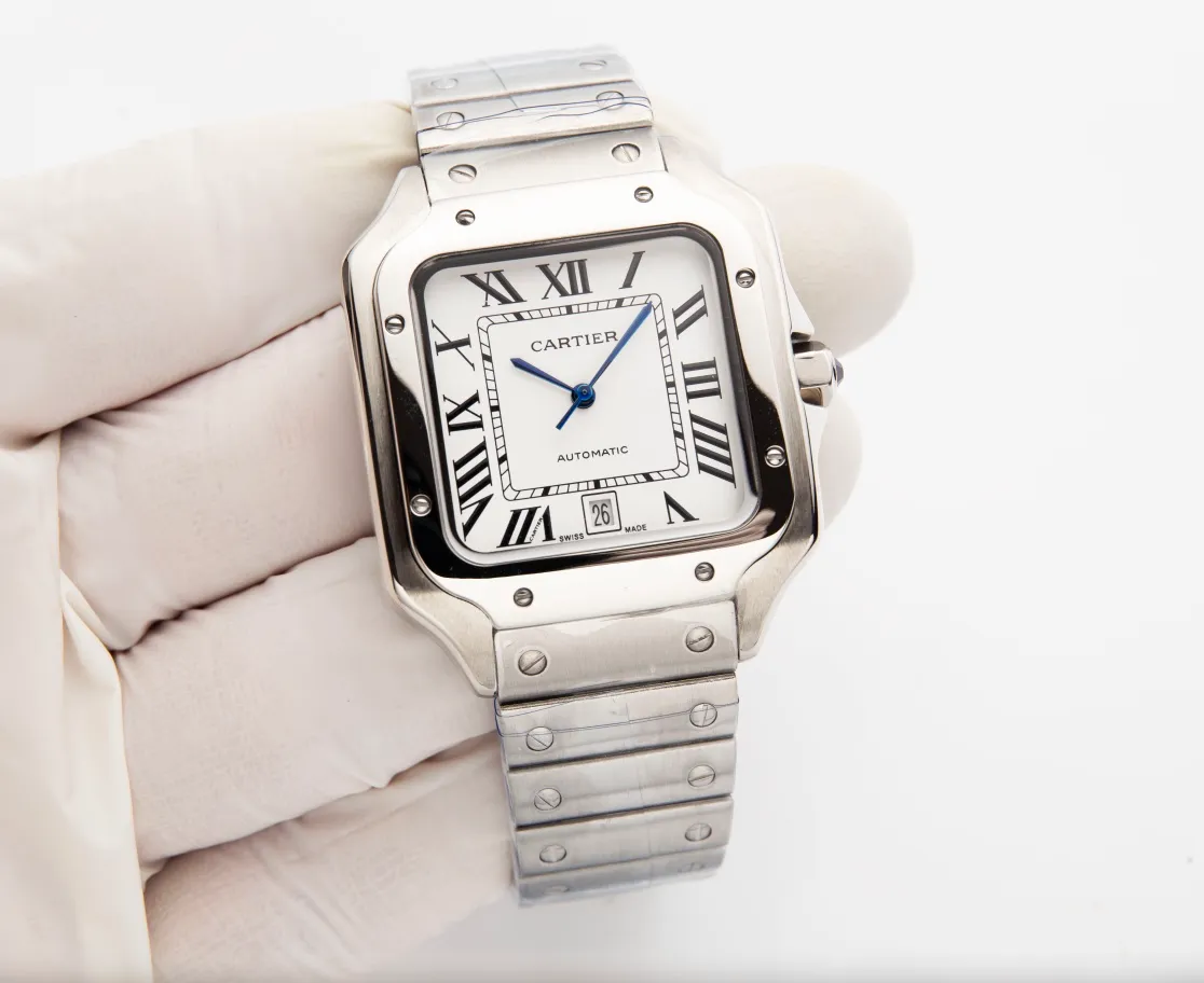 【High-end replica】💰1300! 【Customized all-in-one machine】💰1900! Santos, one of Cartier's most classic series Brand: Cartier Santos series (men's watch) Strap: Stainless steel strap Case: Made of 316 stainless steel Movement: (Imported 9015 movement, accurate travel time, stable movement 0 repairs) Size: Width 47.5/39.8mm thick 12mm men's watch) Same style in Xiaohongshu, same style in Douyin Live (focus on original new machines) Focus is an attitude, produced by JH!