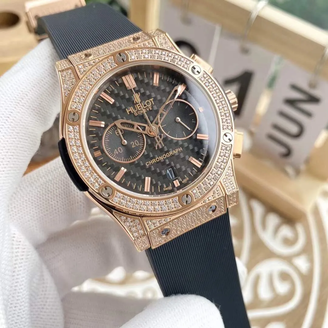 【High-end replica】💰1520! Hublot-HUBLOT‼ ️Hublot Classic Series⌚️Boutique men's watch, noble and elegant~gentleman style, high-end mineral scratch-resistant mirror glass, wear-resistant 316L stainless steel case, crocodile pattern calfskin strap, imported chronograph quartz movement Size: 43mm×12mm 🔥Top quality products continue to be produced🔥