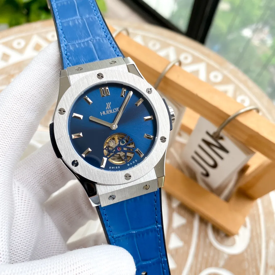 【High-end replica】💰1440! Hublot [Type]: Fine men's watch (exclusive for tough guys) [Strap]: Genuine cowhide strap [Movement]: Fully automatic mechanical movement [Mirror]: Mineral-strengthened glass (higher definition) Elegant taste Vast and majestic Ingenuity Treasures for the wrist Size: Diameter 42mm🔥Top-quality products continue to be produced🔥