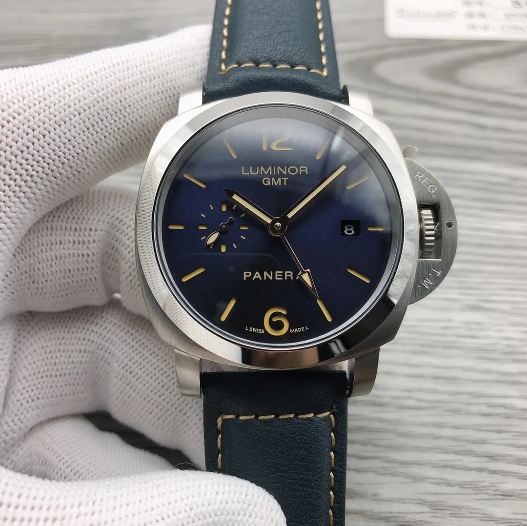 【High-end replica】💰1300! Panerai - PANERAI PAM 🎮Type: Men's top watch Movement: Fully automatic mechanical movement Case: 316L stainless steel case 🎮Mirror: Mineral strengthened glass Belt: Imported genuine cowhide strap is extraordinary, showing the charm of men Size: diameter 44mm Thickness 16mm 🎮Create ultra-realistic photo shooting for you to give you a super-realistic photo experience