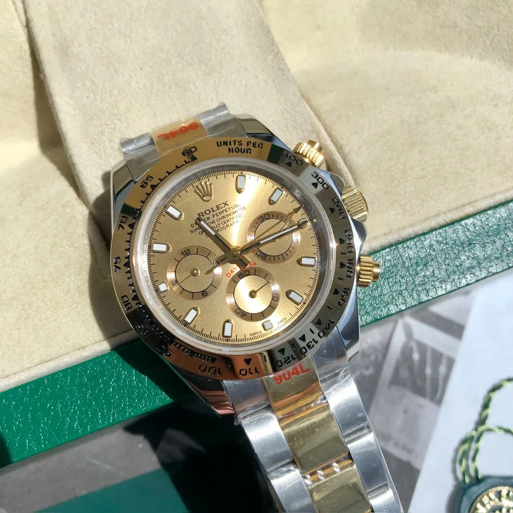 【High-end replica】💰1160! Customized all-in-one machine 💰1720! Rolex Daytona Series [Diameter] 40mm [Movement] Equipped with imported fully automatic mechanical movement [Ring] Imported finely polished ring/ceramic ring [Mirror] Scratch-resistant sapphire glass mirror [Material] Imported 316L stainless steel case [Strap] Stainless steel three-bead strap/high-quality tape [Buckle] Original buckle Super high quality, more beautiful in kind, market exclusive! Classic men's casual watch, the standard accessory for successful men, allowing you to wear it once and for all!