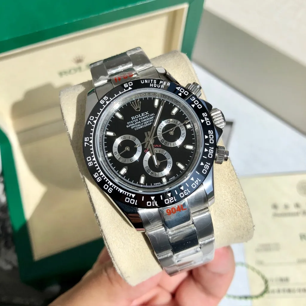 【High-end replica】💰1160! Customized all-in-one machine 💰1720! Rolex Daytona Series [Diameter] 40mm [Movement] Equipped with imported fully automatic mechanical movement [Ring] Imported finely polished ring/ceramic ring [Mirror] Scratch-resistant sapphire glass mirror [Material] Imported 316L stainless steel case [Strap] Stainless steel three-bead strap/high-quality tape [Buckle] Original buckle Super high quality, more beautiful in kind, market exclusive! Classic men's casual watch, the standard accessory for successful men, allowing you to wear it once and for all!