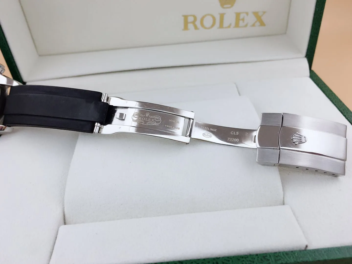 [Foreign Trade Import] 💰970 Daytona New model recommended Rolex. Paired with original imported 8215 machine. Size 40mmx10mm, summer trendy silicone band, worth owning!